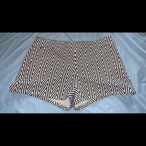 Express Chevron Patterned Shorts - Size 8